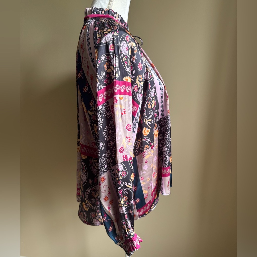 Current Air Bohemian Top in Excellent Condition - Picture 5 of 7